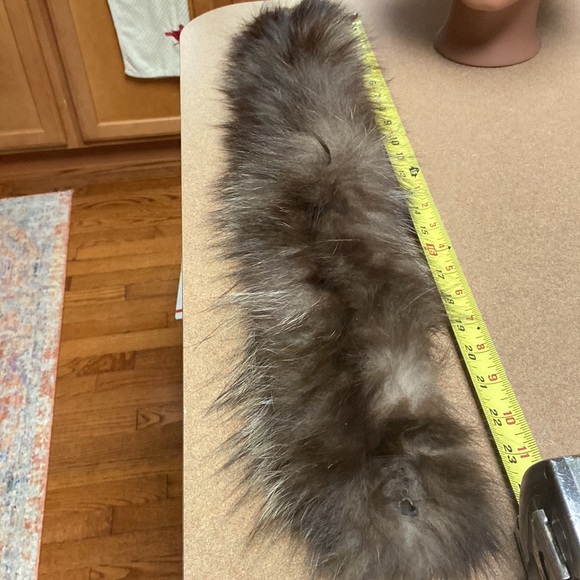 Genuine Fox Fur Accessory# 64. - Picture 11 of 11